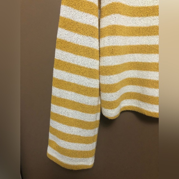 H&M Yellow / White Stripe Long Sleeve Wide Neck Lightweight Sweater - Picture 3 of 8